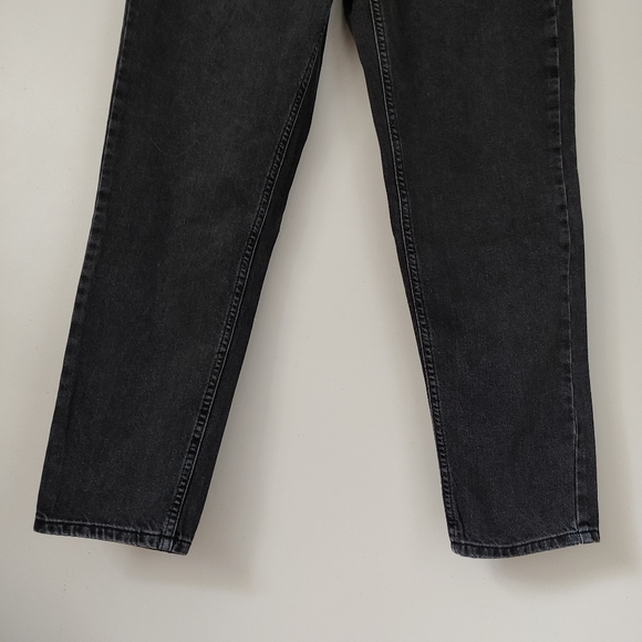 BDG High-Waisted Mom Jeans Washed Black Denim Size 30 Urban Outfitters - Picture 10 of 16